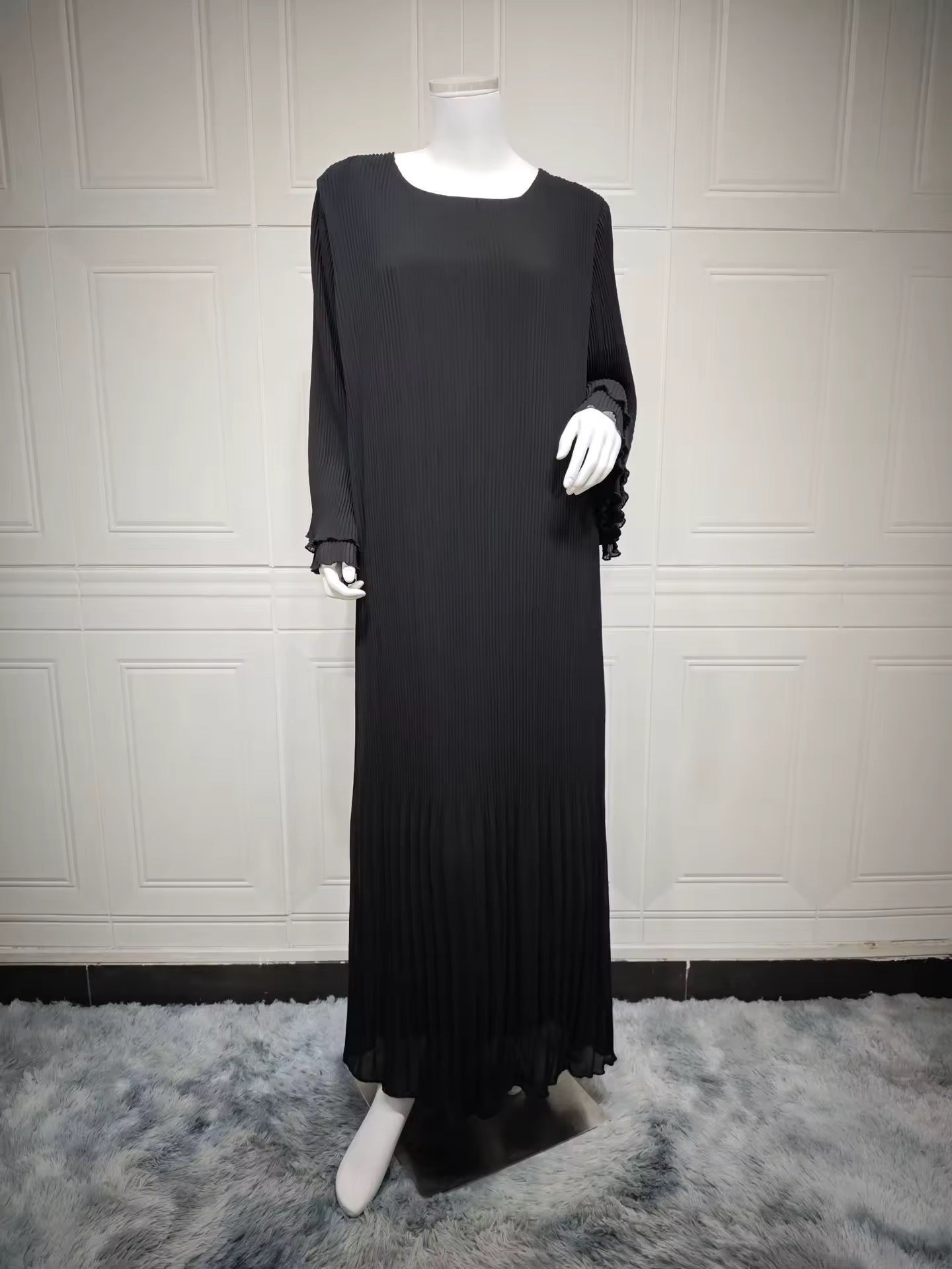 Pleated maxi dress