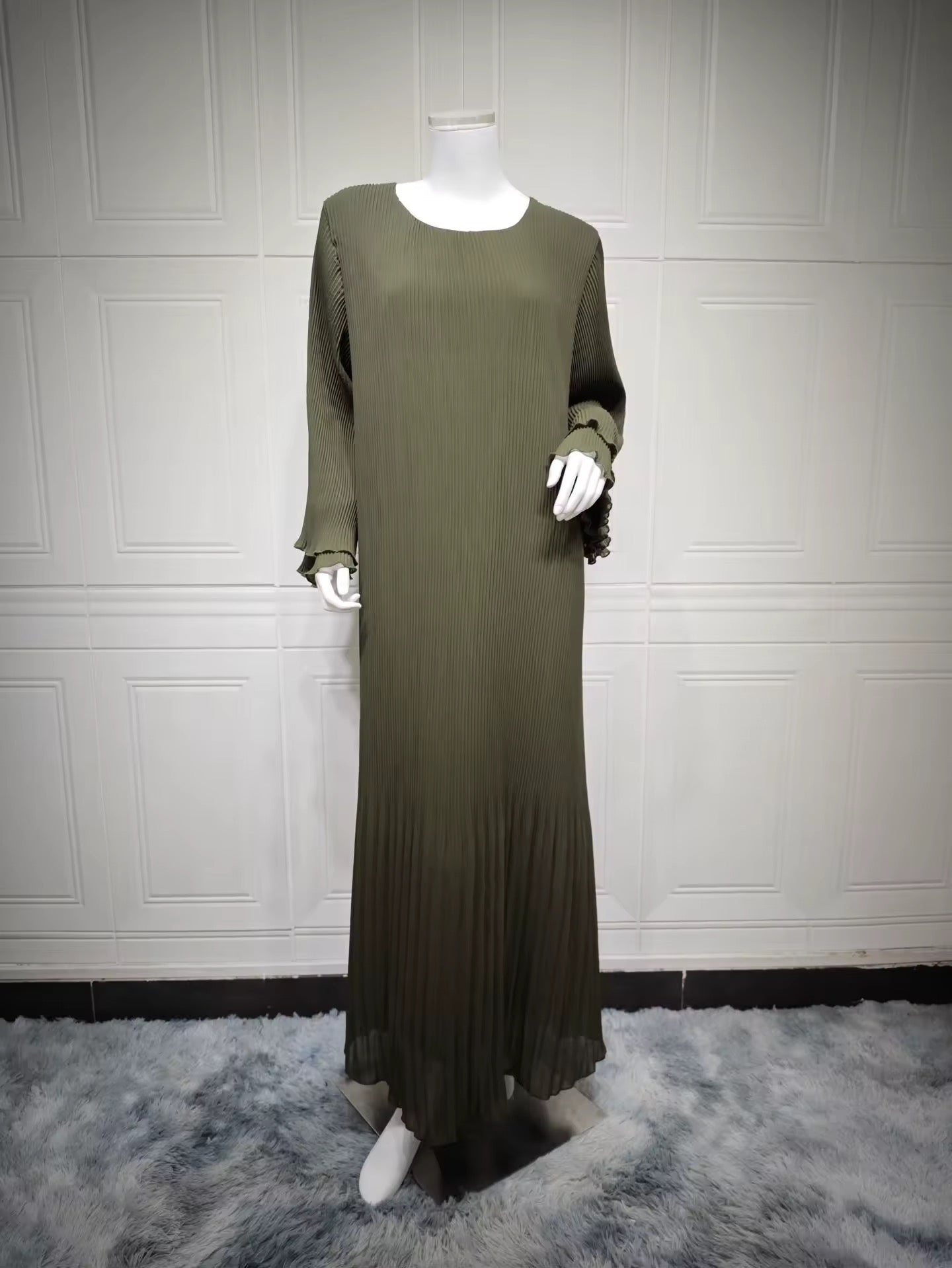 Pleated maxi dress