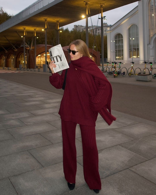 Three piece knit scarf set