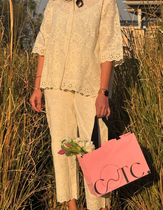 Hollow lace top and pants set