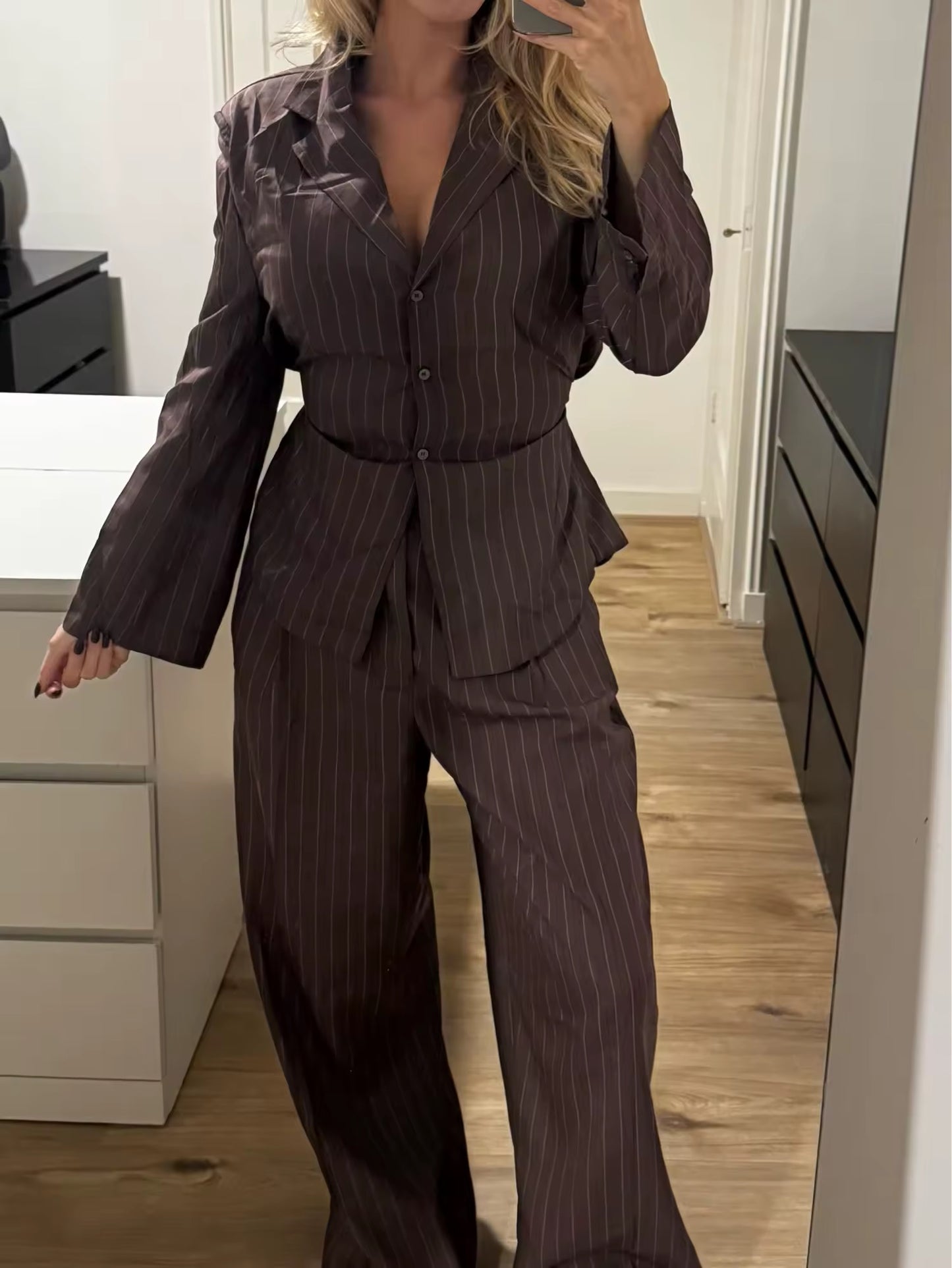 Striped set