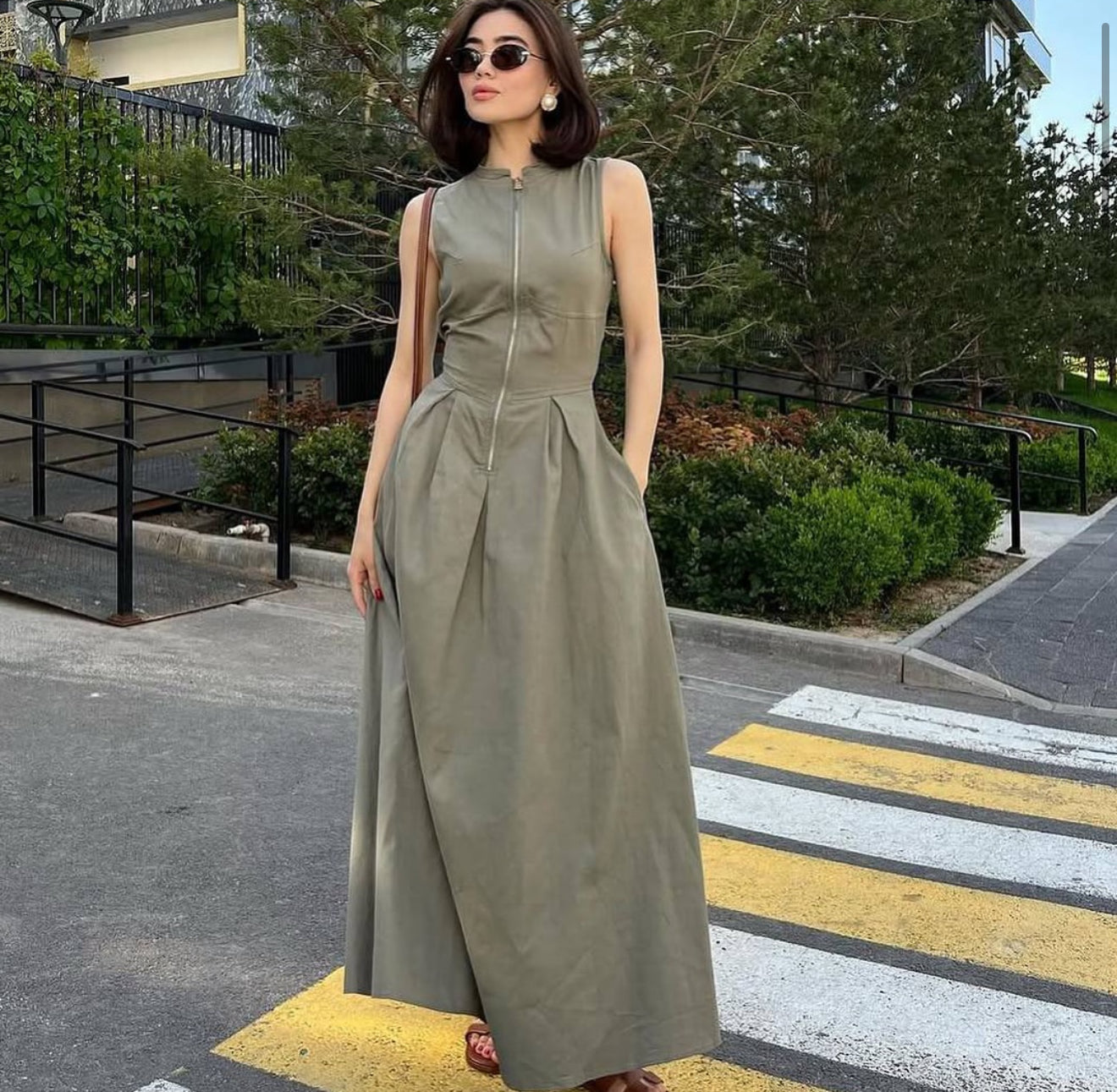 Zipper pleated long dress