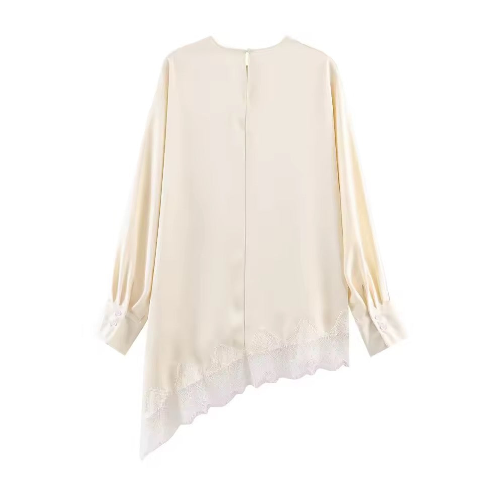 Asymmetrical lace hem blouse