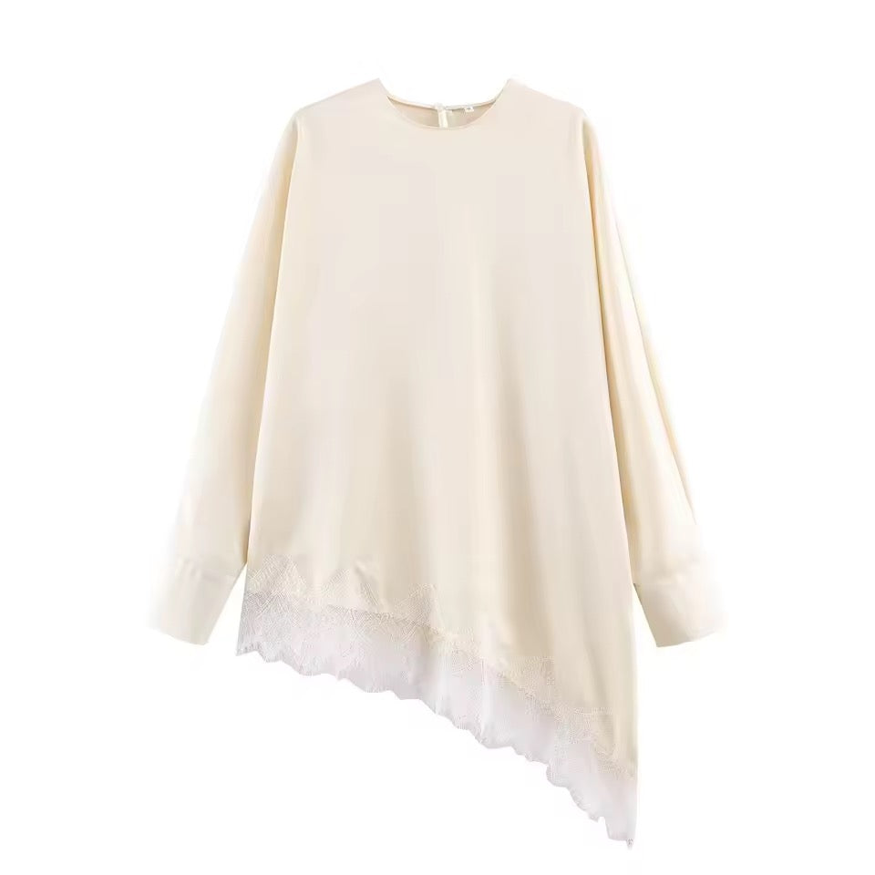 Asymmetrical lace hem blouse