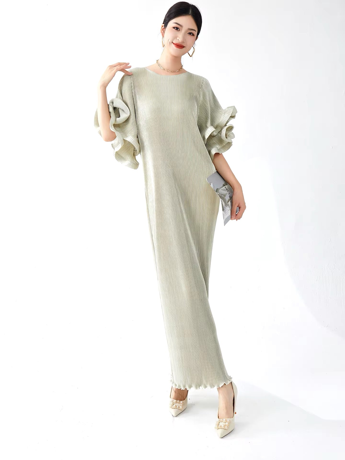 Pleated ruffle sleeve metallic dress