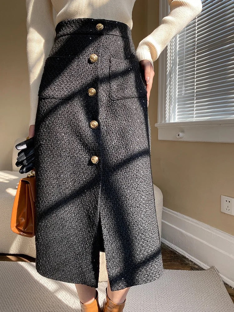 Tweed button skirt