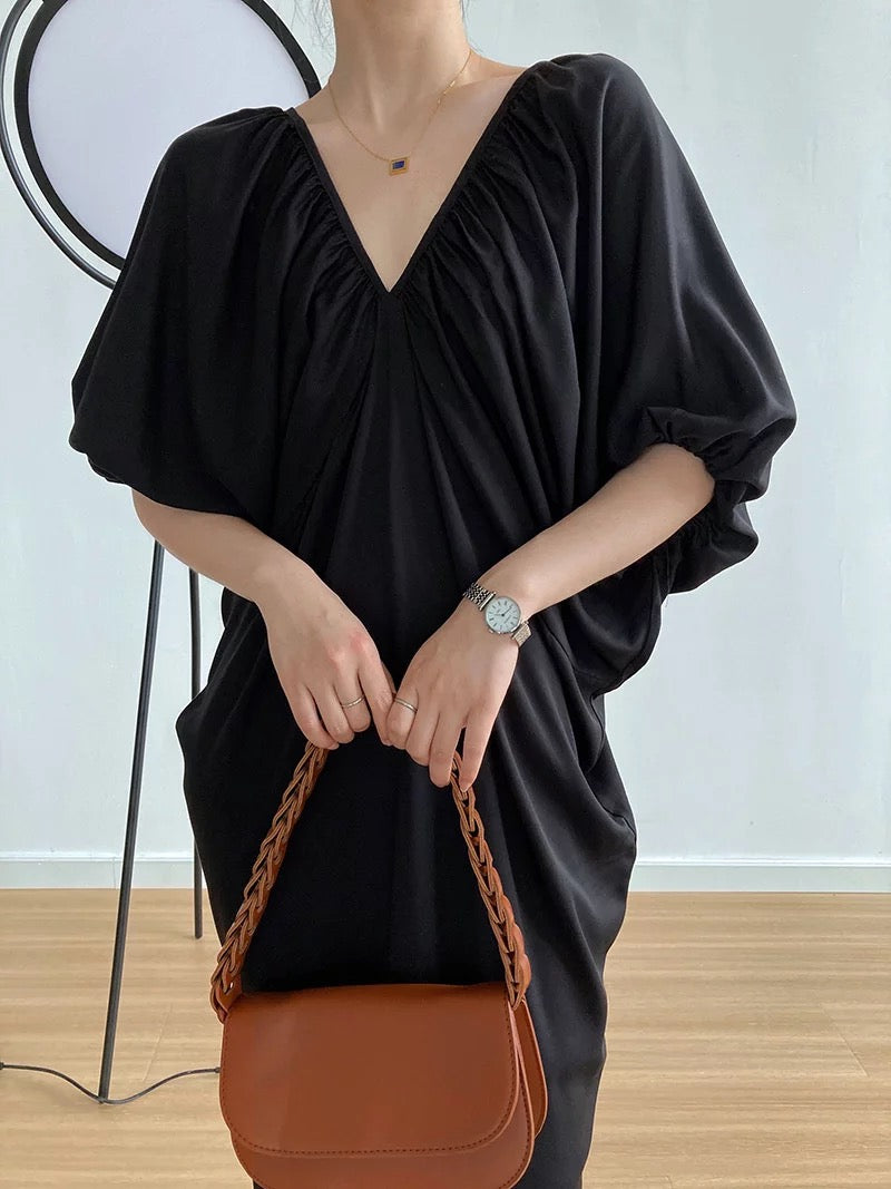 V neck batwing sleeve dress