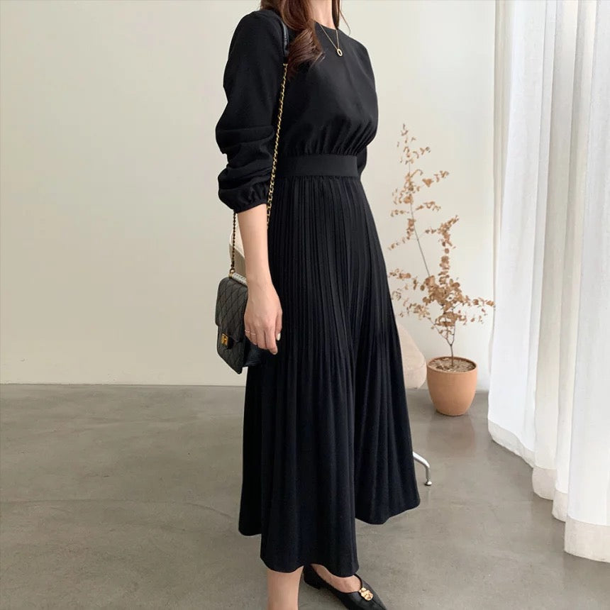 Pleated long sleeve dress