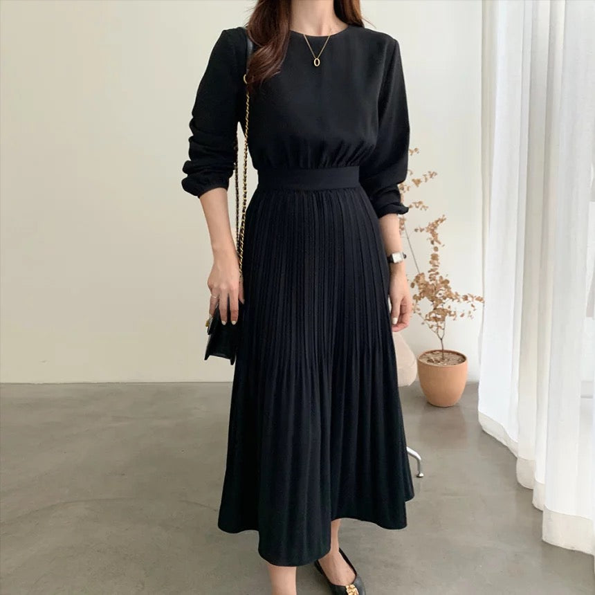 Pleated long sleeve dress