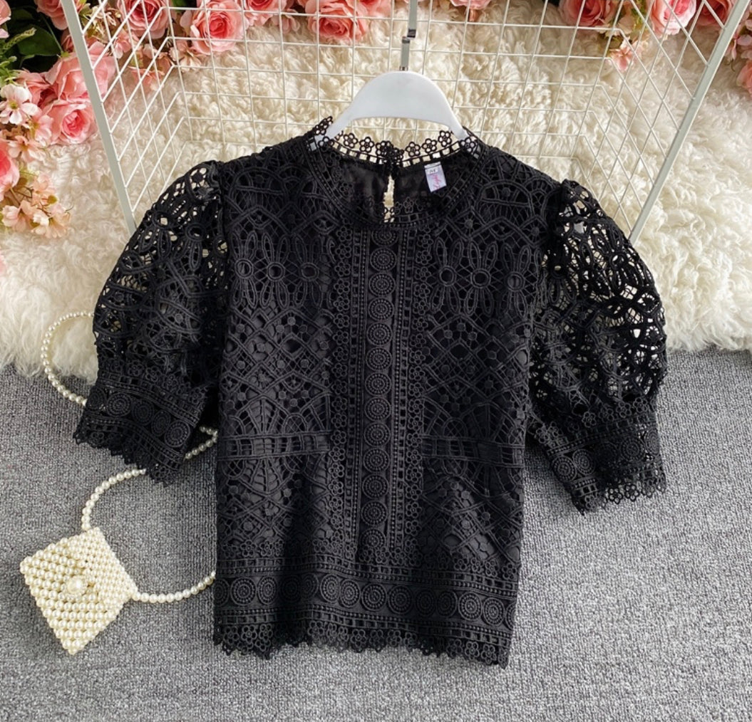 Puff sleeve lace top