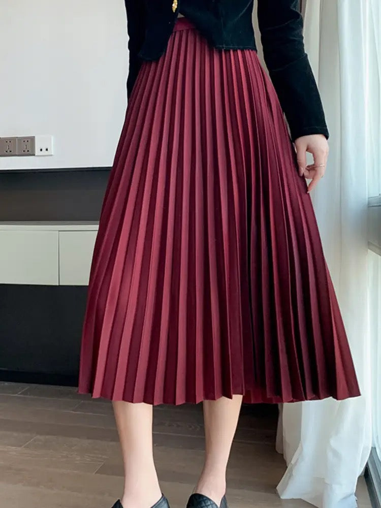 Pleated skirt