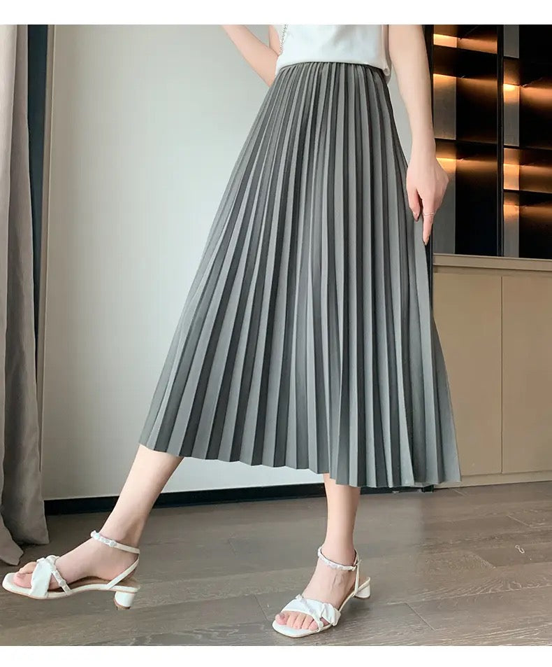 Pleated skirt