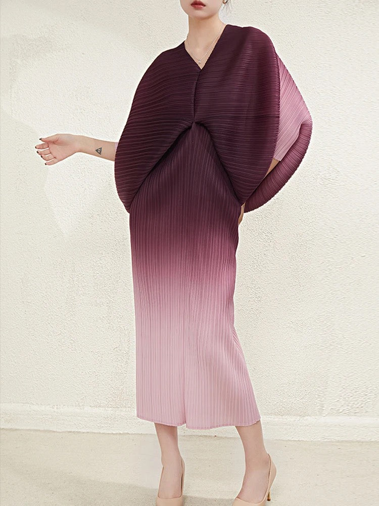 Ombre batwing pleated dress