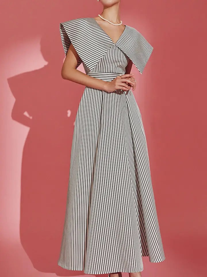 Lapel collar striped dress